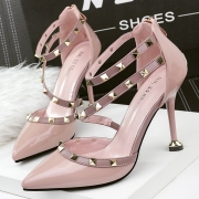 Women's Pointed Toe Rivet High Heels Pumps