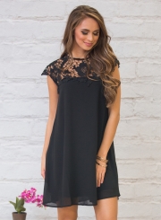 Women's Cap Sleeve Round Neck Lace Panel Dress