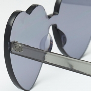 Fashion Love Cute Heart Shape Sunglasses