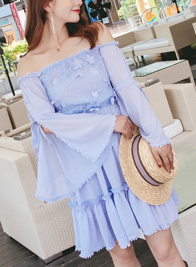 Fashion Sexy Off The Shoulder Lace-Up Elastic Waist Ruffle Hem Dress zecalaba.com